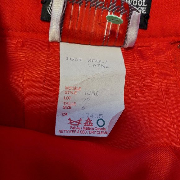 Conrad C Collection Red 100% Wool Pencil Skirt , Size 6 - Picture 4 of 7